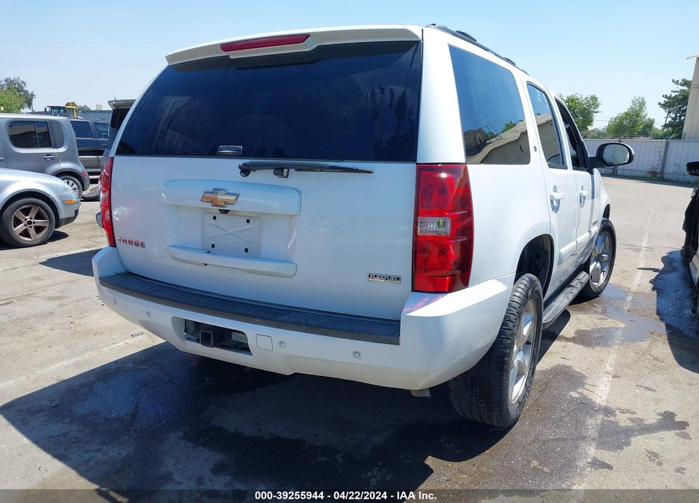2008 CHEVROLET TAHOE LT VIN: 1GNFC13018R204176