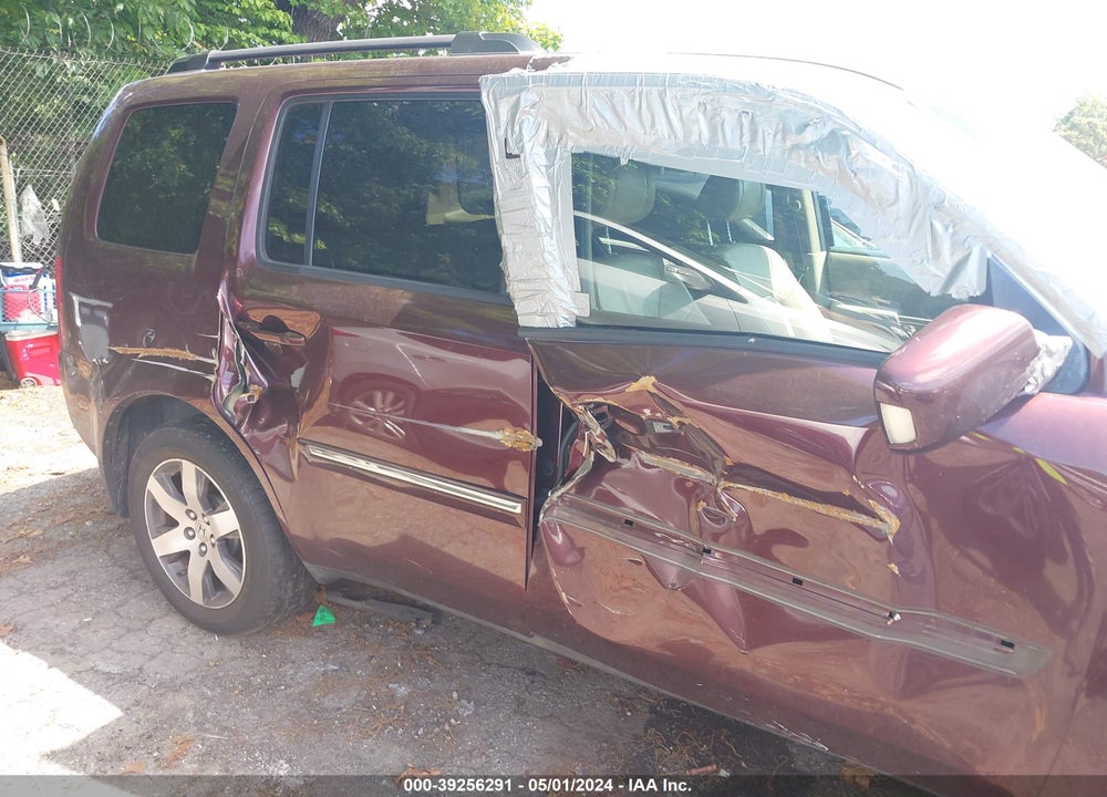 2012 HONDA PILOT TOURING VIN: 5FNYF3H94CB011188