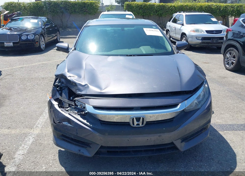 2018 HONDA CIVIC EX VIN: 2HGFC2F70JH577093