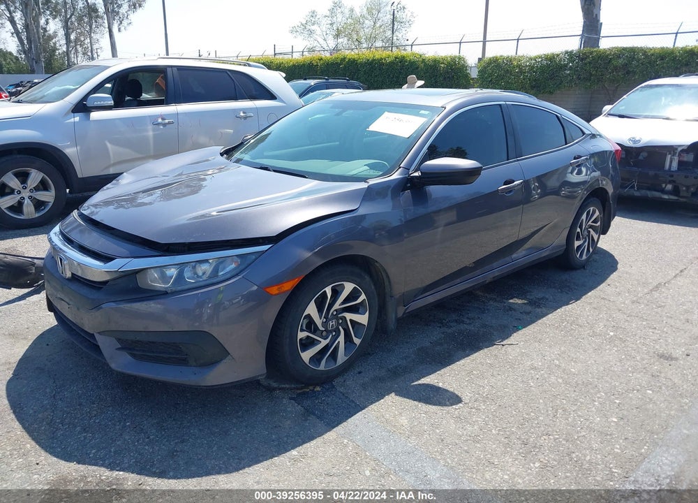 2018 HONDA CIVIC EX VIN: 2HGFC2F70JH577093
