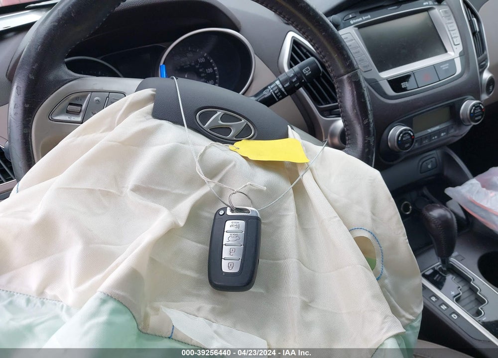 2013 HYUNDAI TUCSON LIMITED VIN: KM8JU3AC0DU716930