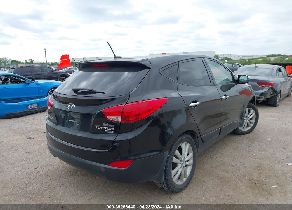 2013 HYUNDAI TUCSON LIMITED VIN: KM8JU3AC0DU716930