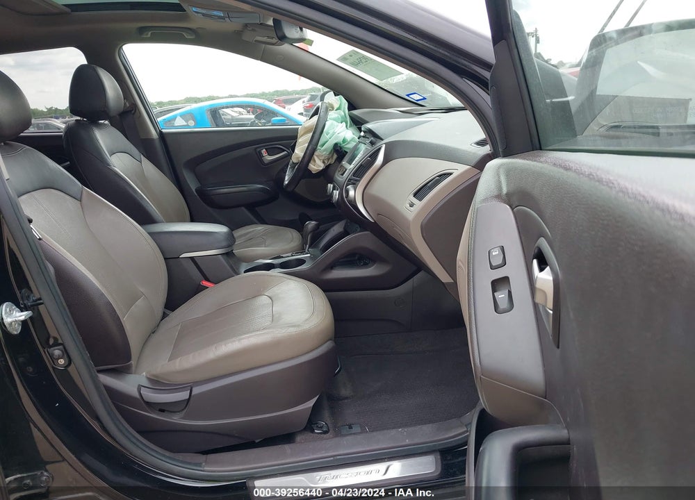 2013 HYUNDAI TUCSON LIMITED VIN: KM8JU3AC0DU716930