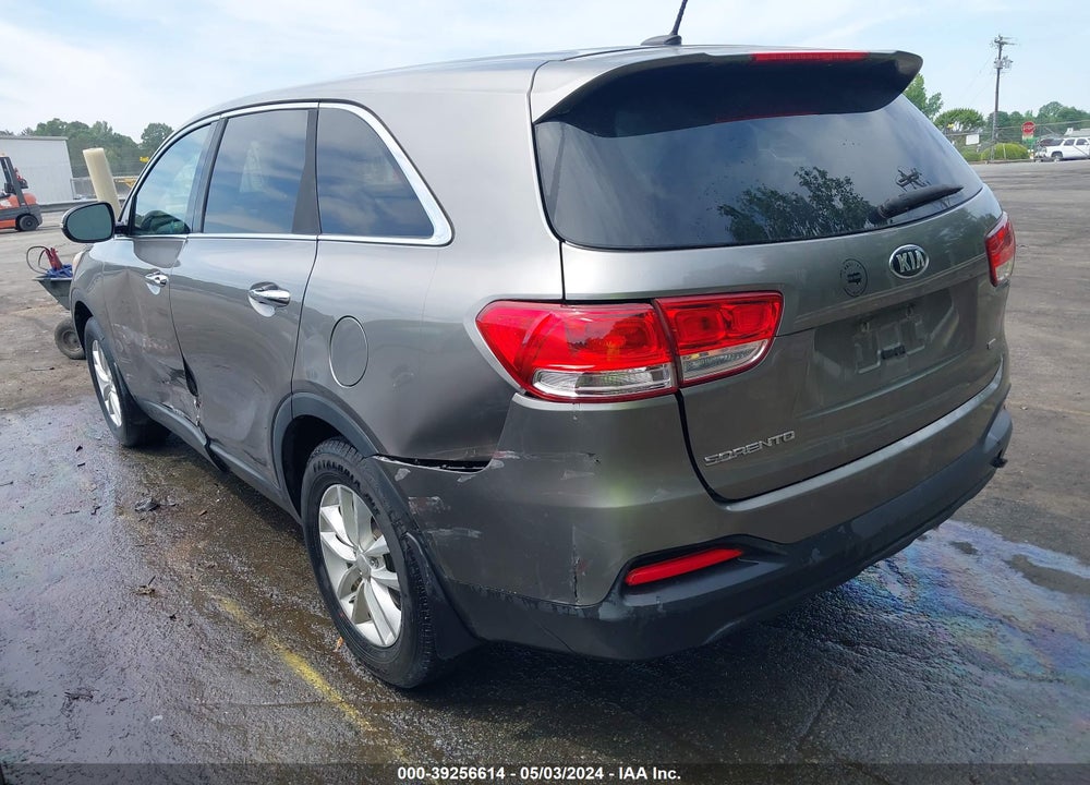 2016 KIA SORENTO 2.4L L VIN: 5XYPG4A31GG124793