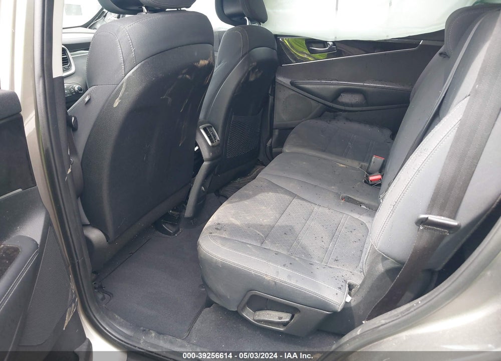 2016 KIA SORENTO 2.4L L VIN: 5XYPG4A31GG124793