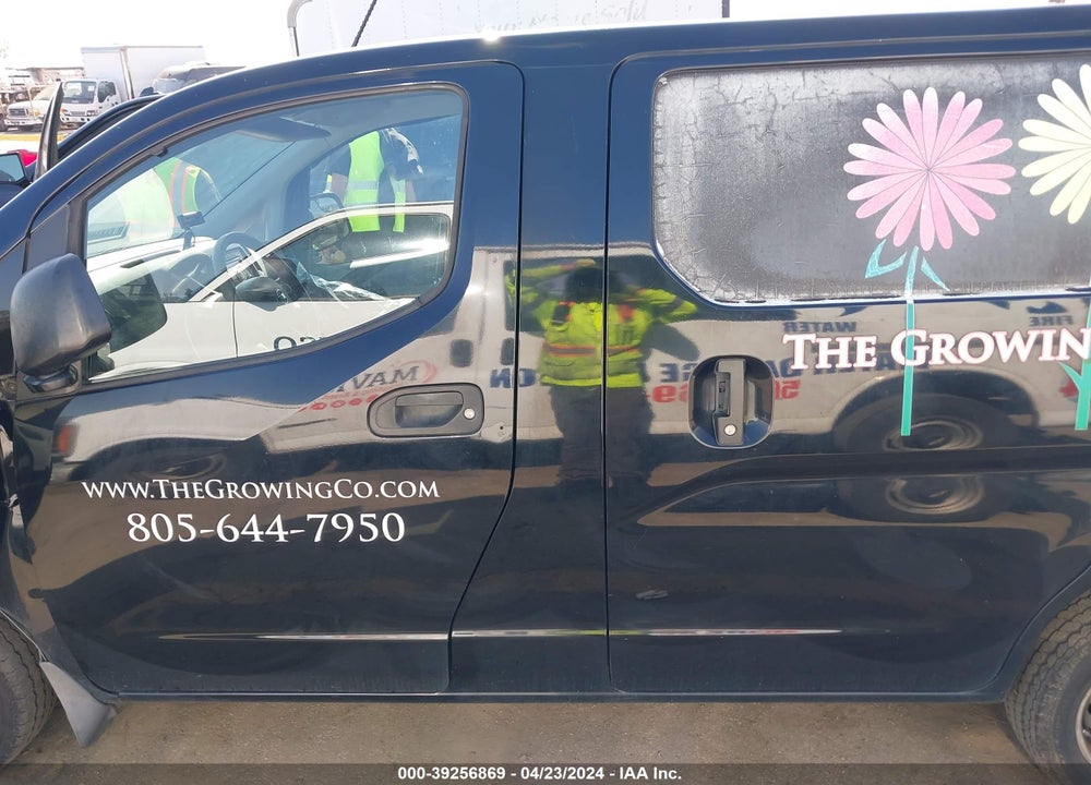 2015 NISSAN NV200 S VIN: 3N6CM0KNXFK714243