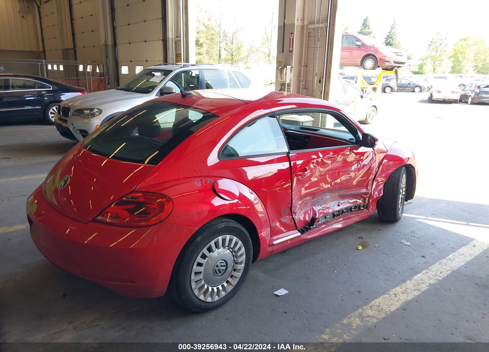 2015 VOLKSWAGEN BEETLE 1.8T VIN: 3VWJ17AT8FM603686