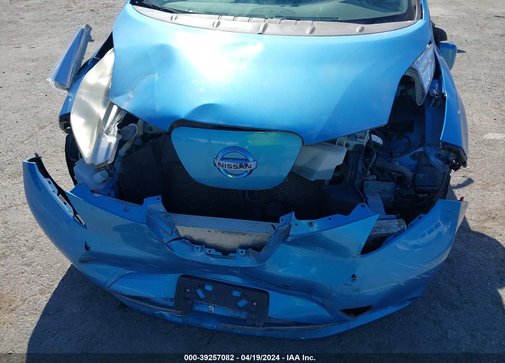 2011 NISSAN LEAF SL VIN: JN1AZ0CP6BT005436