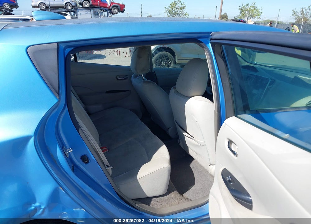2011 NISSAN LEAF SL VIN: JN1AZ0CP6BT005436