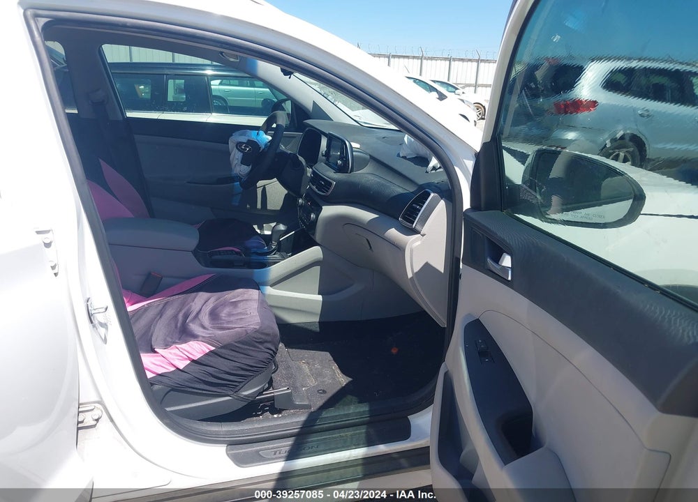 2019 HYUNDAI TUCSON SEL VIN: KM8J33AL0KU875785