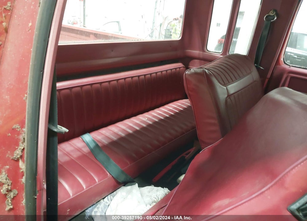 1982 FORD F250 VIN: 1FTFX26G8CKA16333