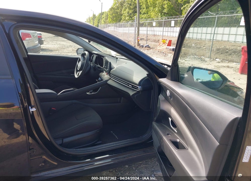 2023 HYUNDAI ELANTRA SEL VIN: KMHLM4AG7PU628799