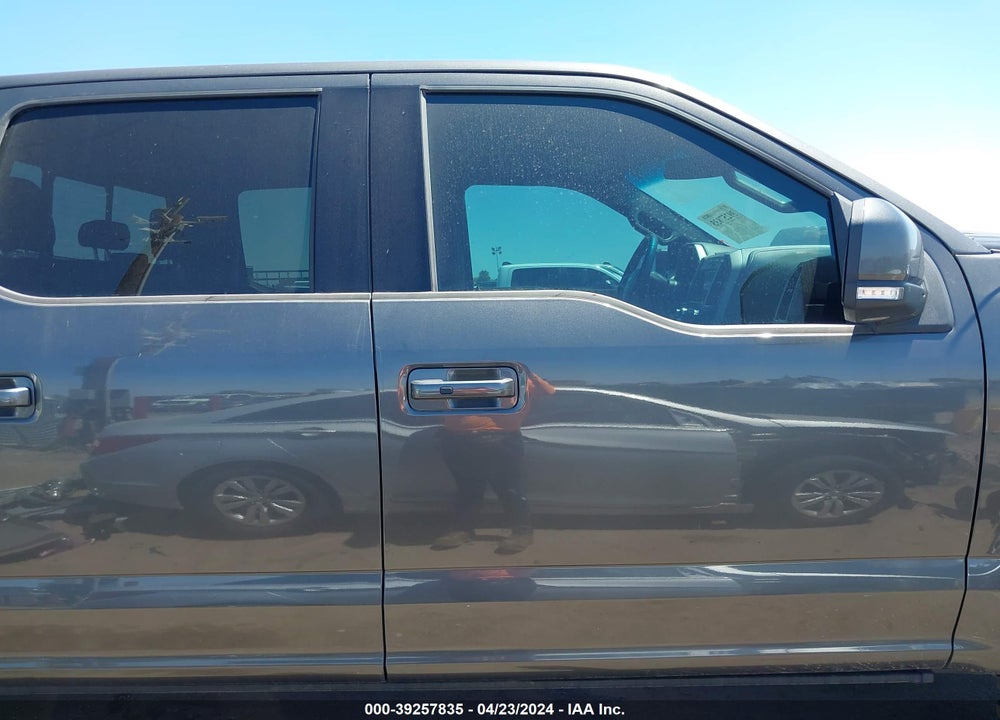 2018 FORD F-150 LARIAT VIN: 1FTEW1EP6JKD69743