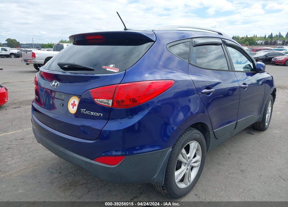 2011 HYUNDAI TUCSON GLS VIN: KM8JU3AC7BU157177
