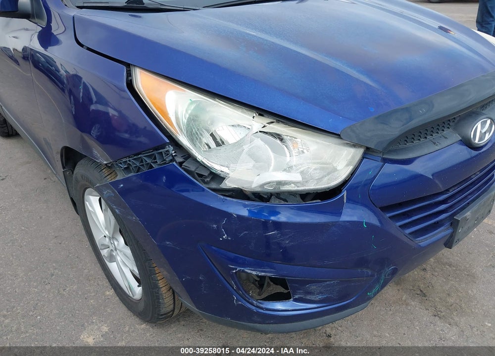 2011 HYUNDAI TUCSON GLS VIN: KM8JU3AC7BU157177