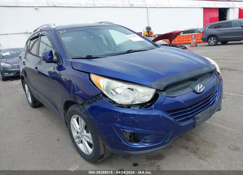 2011 HYUNDAI TUCSON GLS VIN: KM8JU3AC7BU157177