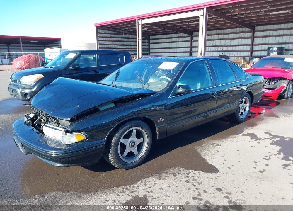 1996 CHEVROLET CAPRICE / IMPALA CLASSIC SS VIN: 1G1BL52P4TR110808