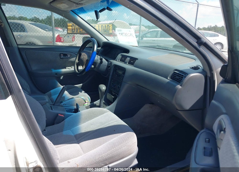 2001 TOYOTA CAMRY LE VIN: 4T1BG22KX1U816279