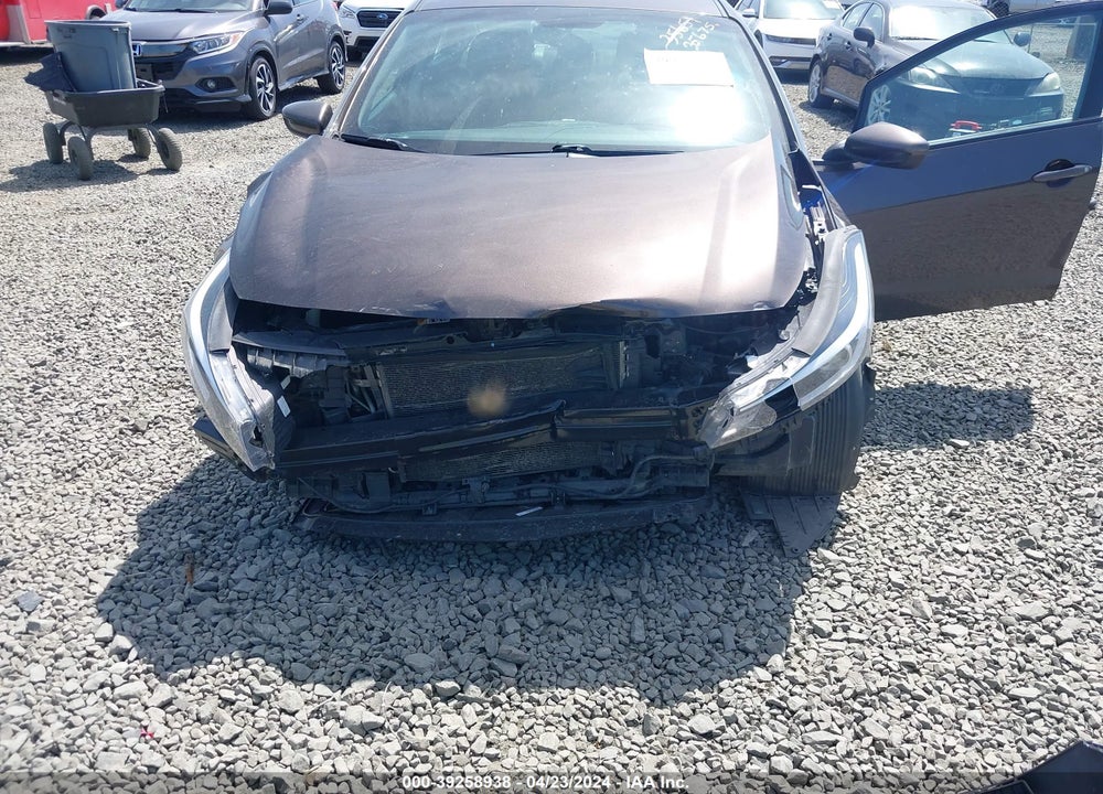 2018 KIA FORTE LX VIN: 3KPFK4A73JE214965