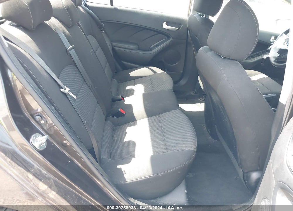 2018 KIA FORTE LX VIN: 3KPFK4A73JE214965