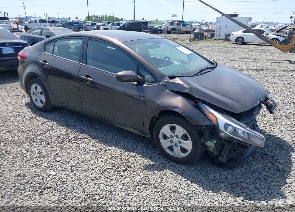 2018 KIA FORTE LX VIN: 3KPFK4A73JE214965