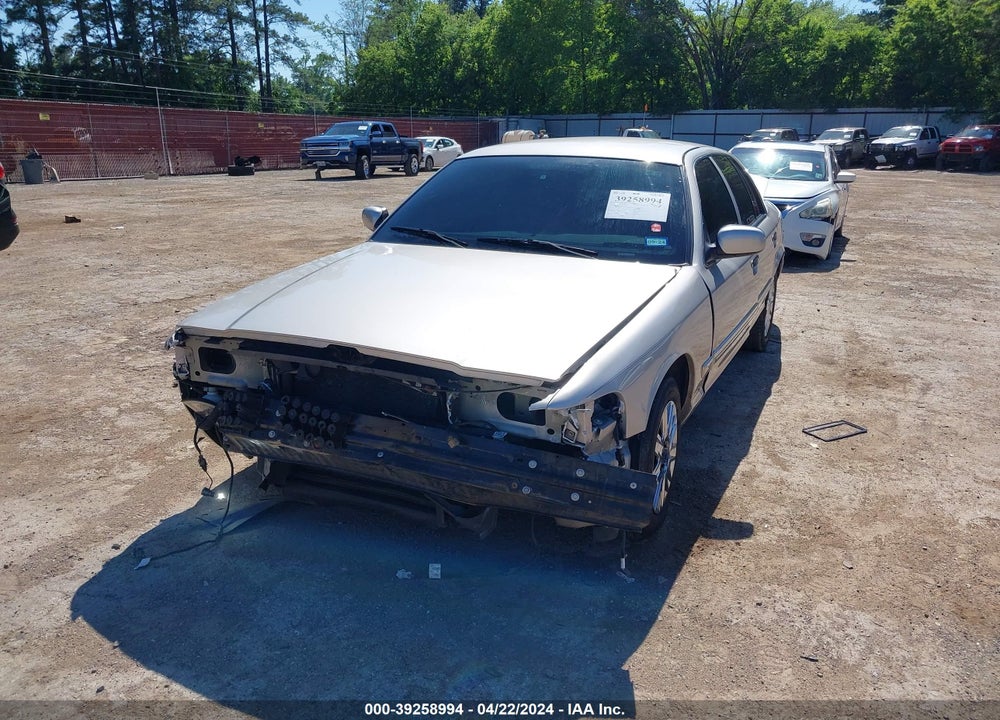 2008 MERCURY GRAND MARQUIS GS VIN: 2MEFM74V18X611003