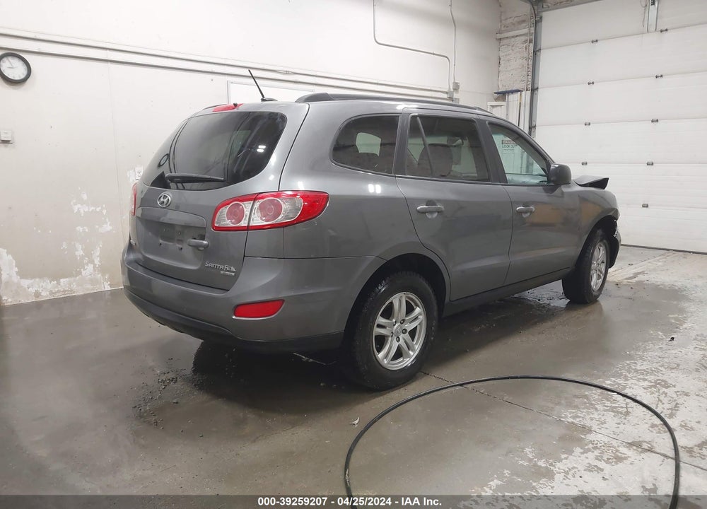 2010 HYUNDAI SANTA FE GLS VIN: 5NMSGDAB6AH400237