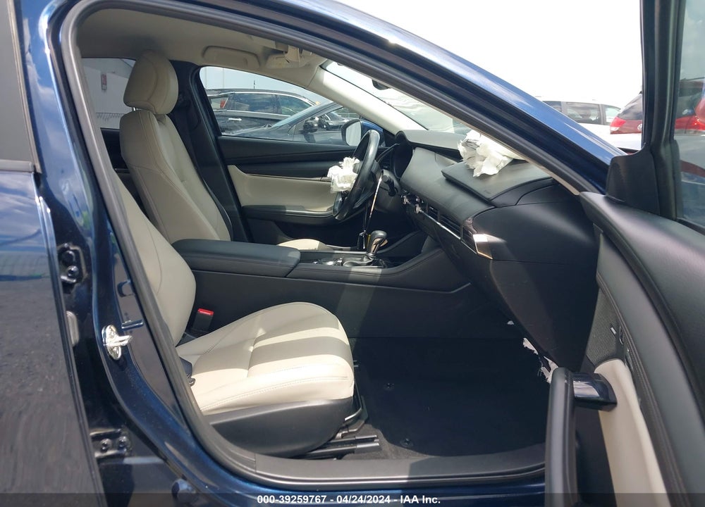 2019 MAZDA 3 PREFERRED PACKAGE VIN: 3MZBPADLXKM112400