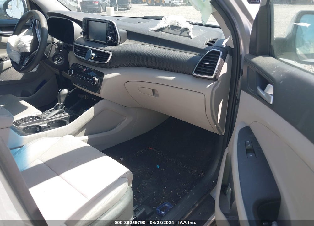 2019 HYUNDAI TUCSON SE VIN: KM8J23A4XKU880648