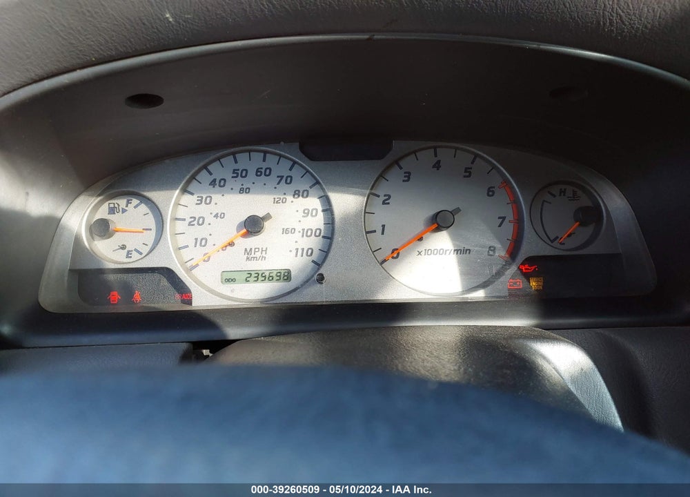 2001 NISSAN XTERRA SE VIN: 5N1ED28Y71C593321