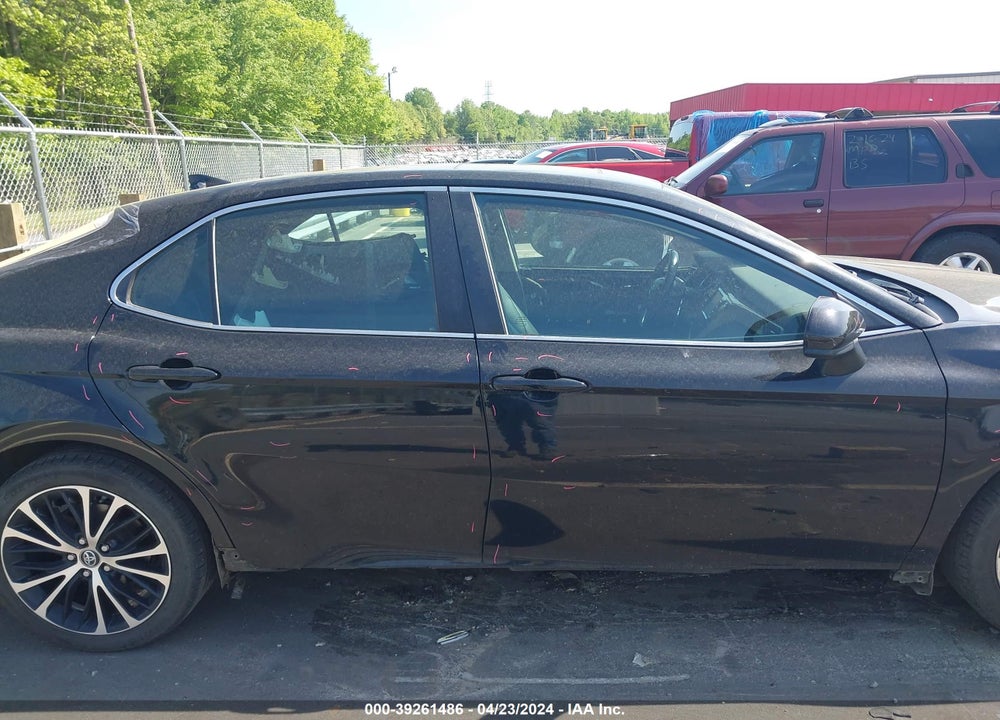 2019 TOYOTA CAMRY SE VIN: 4T1B11HK8KU160992