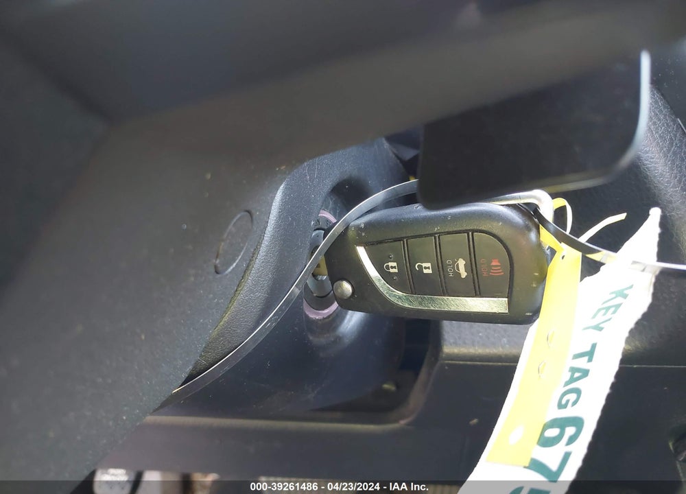 2019 TOYOTA CAMRY SE VIN: 4T1B11HK8KU160992