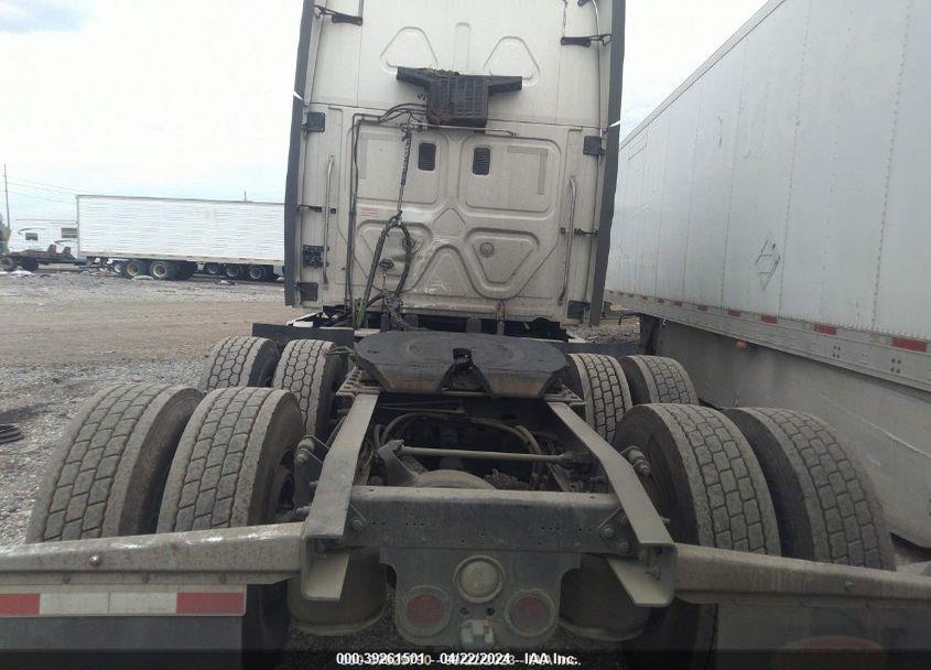 2013 FREIGHTLINER CASCADIA 125 VIN: 1FUJGLBG9DSBX3114