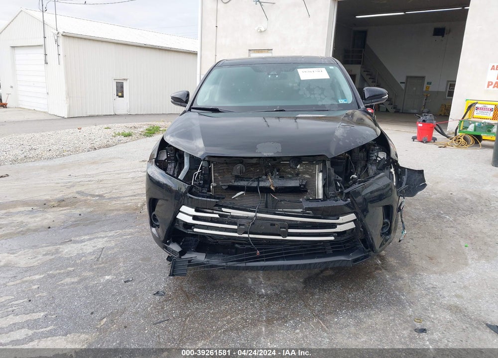 2019 TOYOTA HIGHLANDER LE VIN: 5TDBZRFH4KS729960