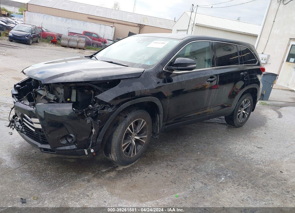 2019 TOYOTA HIGHLANDER LE VIN: 5TDBZRFH4KS729960