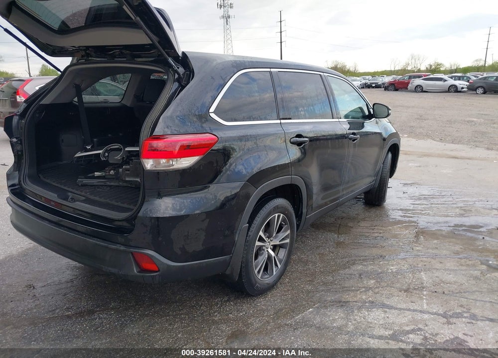 2019 TOYOTA HIGHLANDER LE VIN: 5TDBZRFH4KS729960