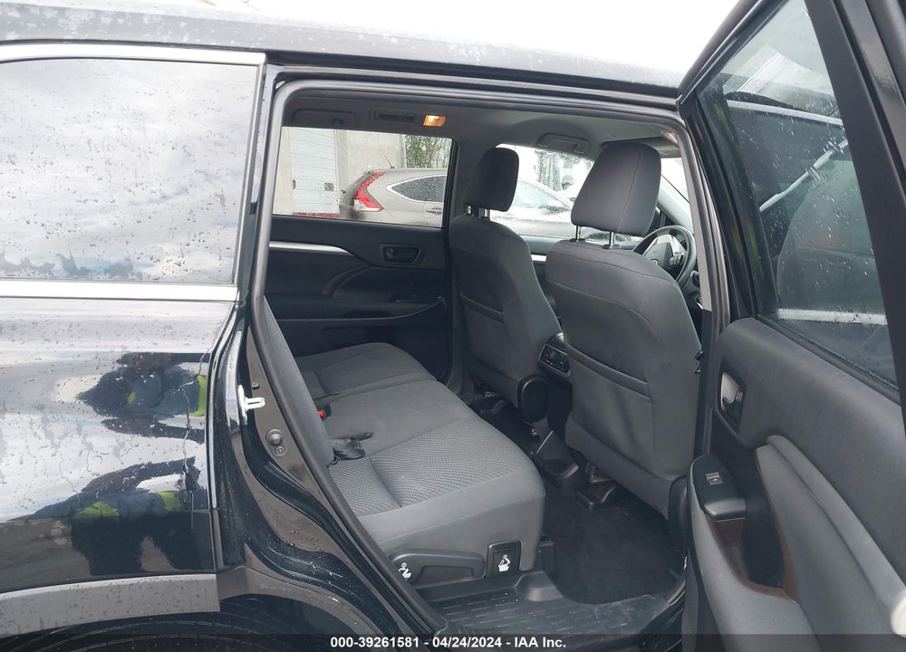 2019 TOYOTA HIGHLANDER LE VIN: 5TDBZRFH4KS729960