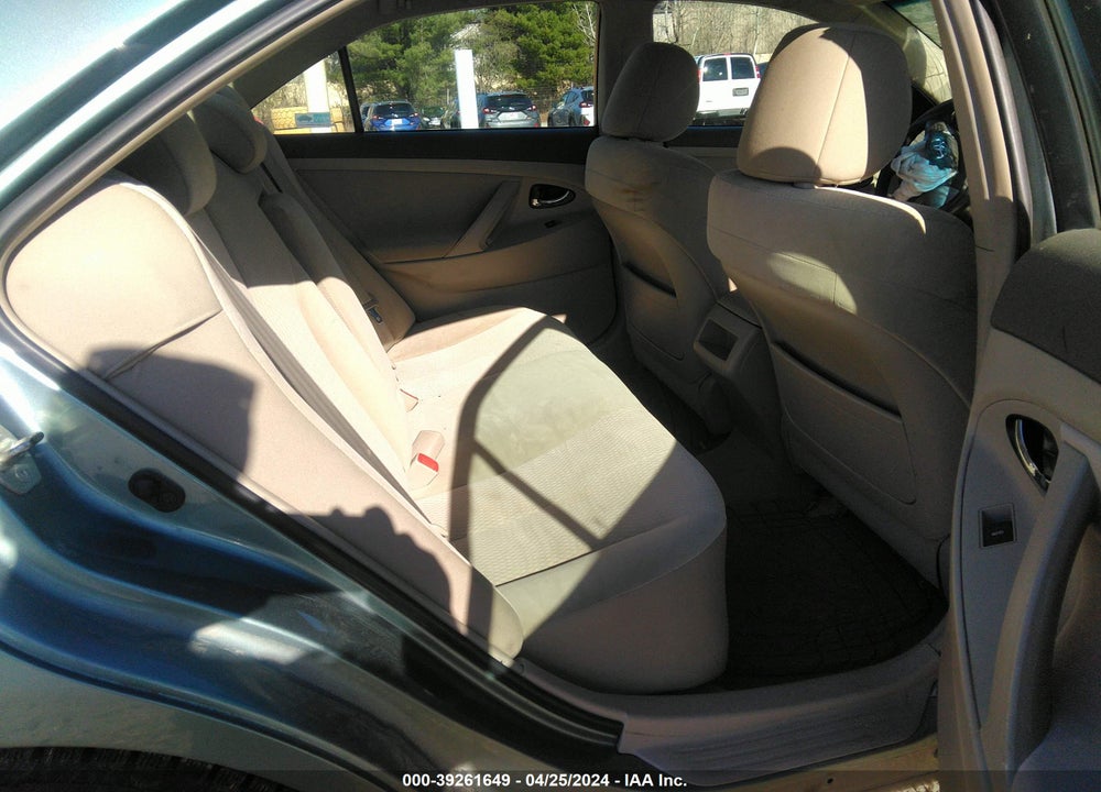 2011 TOYOTA CAMRY LE VIN: 4T1BF3EK1BU733930