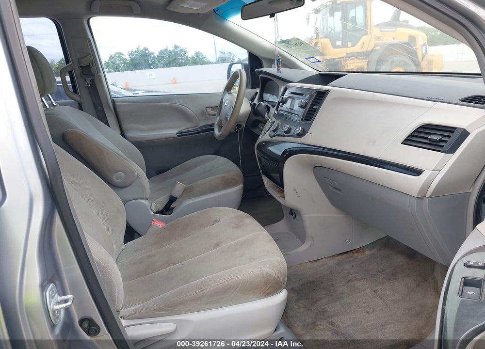 2013 TOYOTA SIENNA L V6 7 PASSENGER VIN: 5TDZK3DCXDS353842