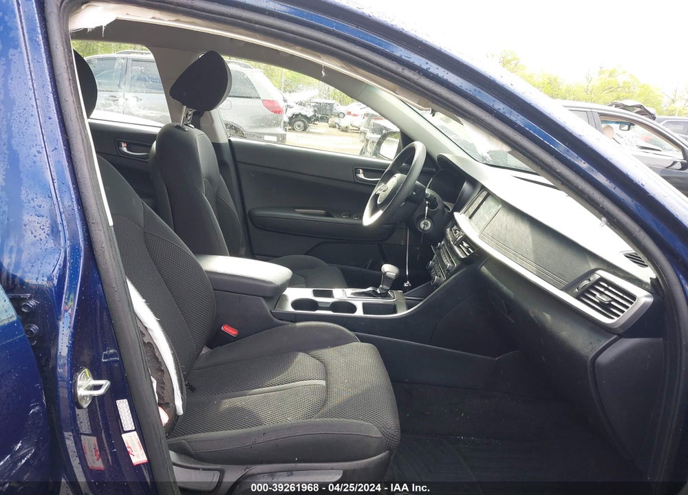 2020 KIA OPTIMA LX VIN: 5XXGT4L39LG405232