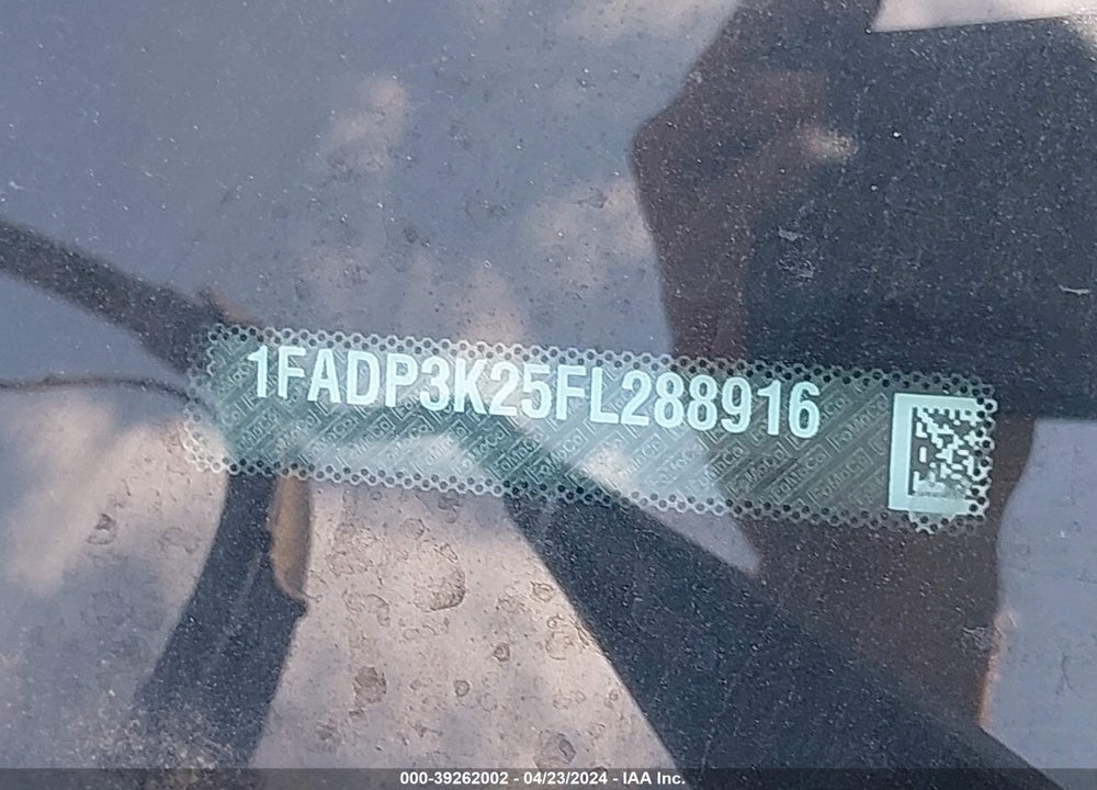 2015 FORD FOCUS VIN: 1FADP3K25FL288916
