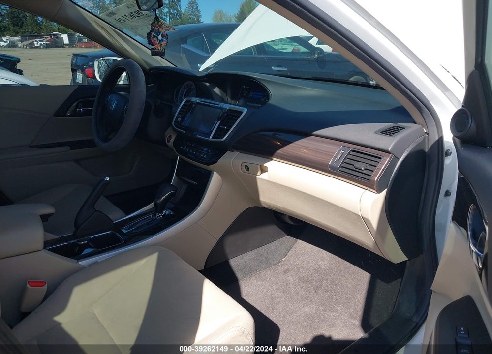2016 HONDA ACCORD EX VIN: 1HGCR2F77GA011649