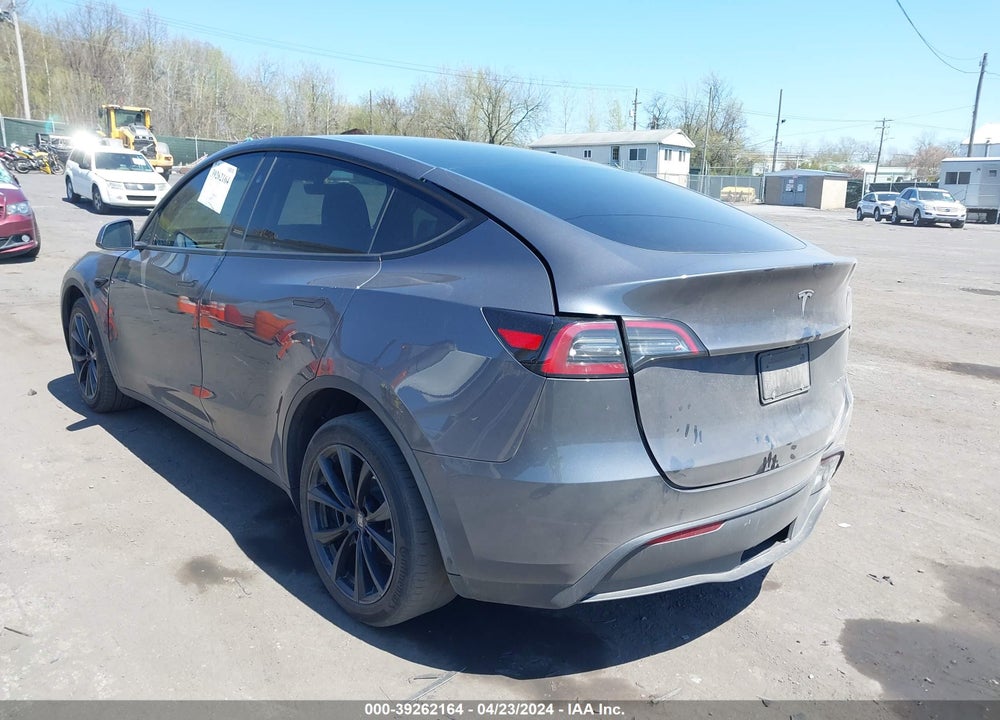 2023 TESLA MODEL Y AWD/LONG RANGE DUAL MOTOR ALL-WHEEL DRIVE VIN: 7SAYGDEE8PF842061