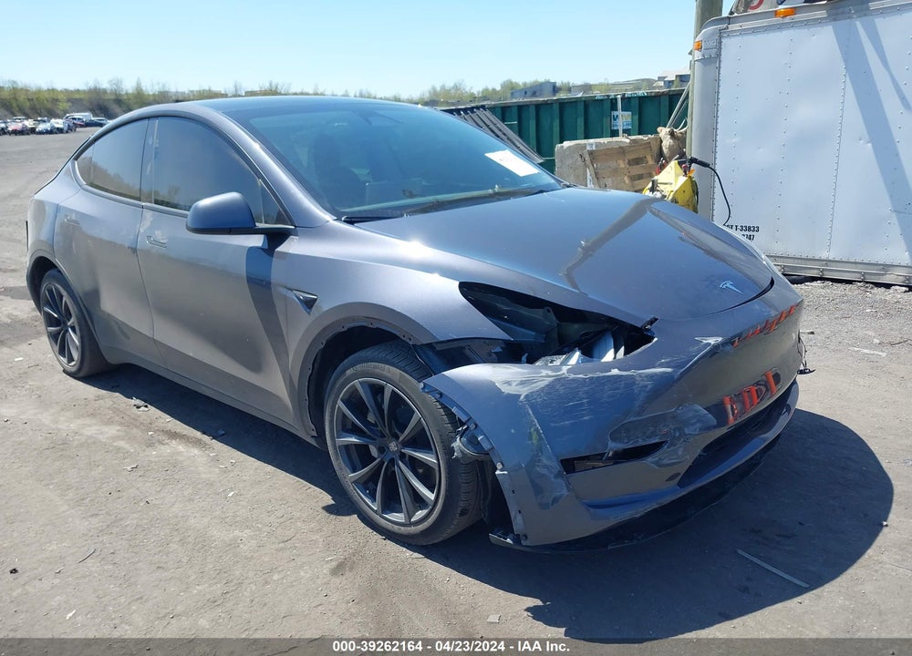2023 TESLA MODEL Y AWD/LONG RANGE DUAL MOTOR ALL-WHEEL DRIVE VIN: 7SAYGDEE8PF842061