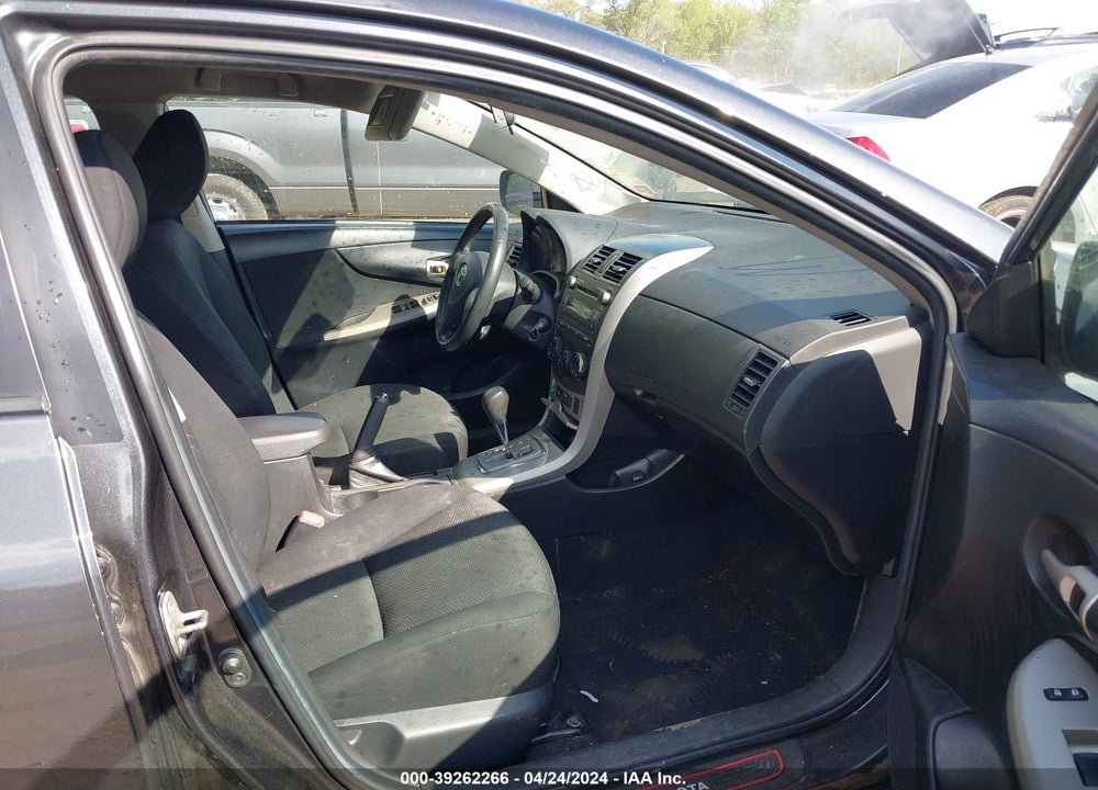 2010 TOYOTA COROLLA S VIN: 1NXBU4EE7AZ177370