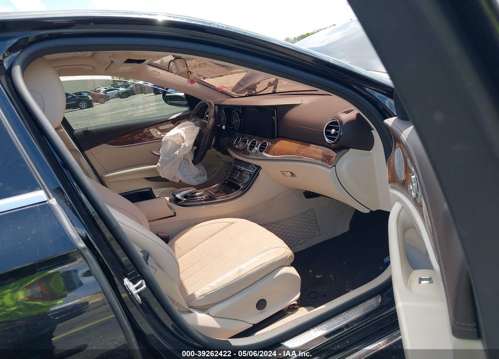 2017 MERCEDES-BENZ E 300 VIN: WDDZF4JB3HA182026
