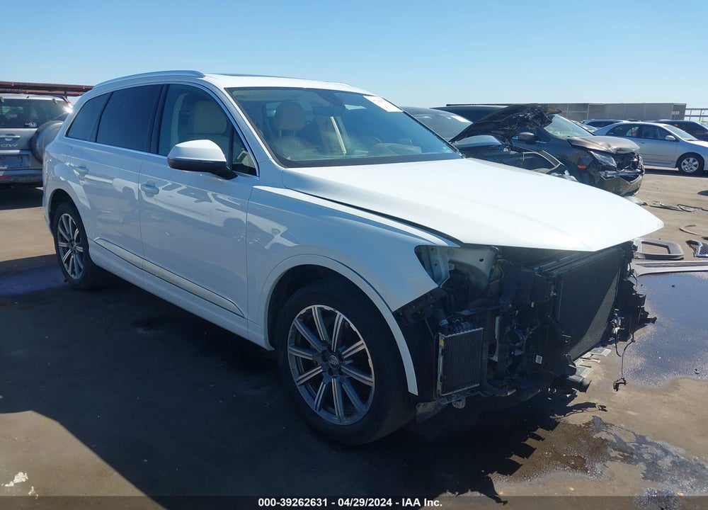 2018 AUDI Q7 3.0T PREMIUM VIN: WA1VAAF73JD027033