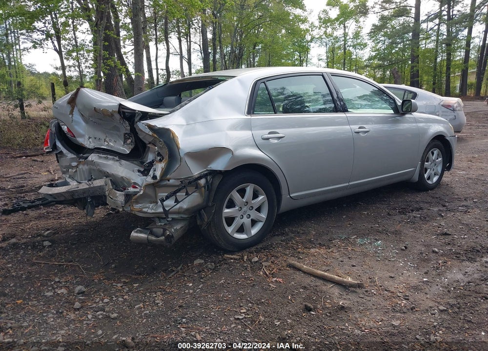 2006 TOYOTA AVALON XL VIN: 4T1BK36B06U130418