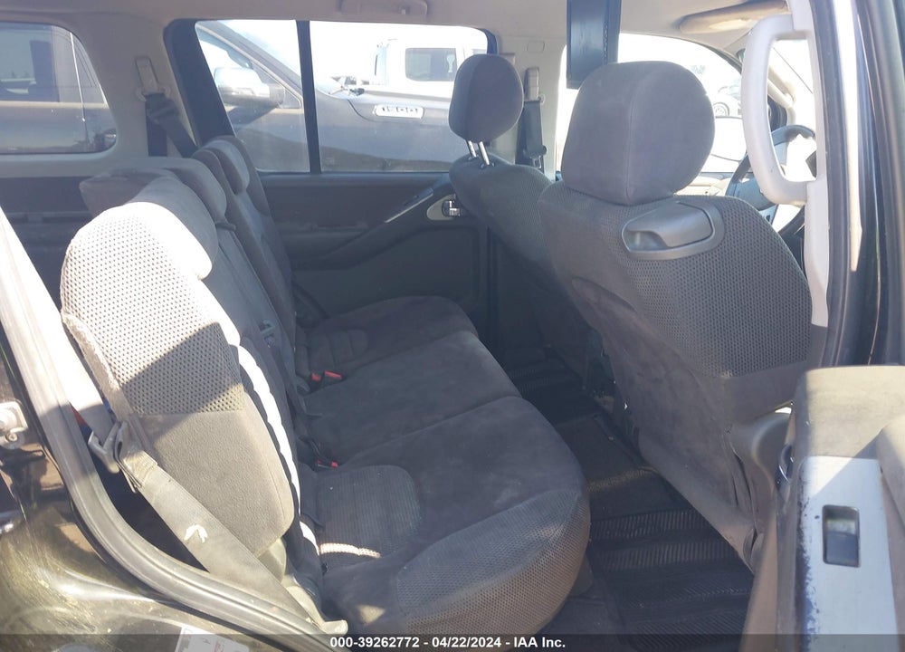 2006 NISSAN PATHFINDER SE VIN: 5N1AR18U36C636017