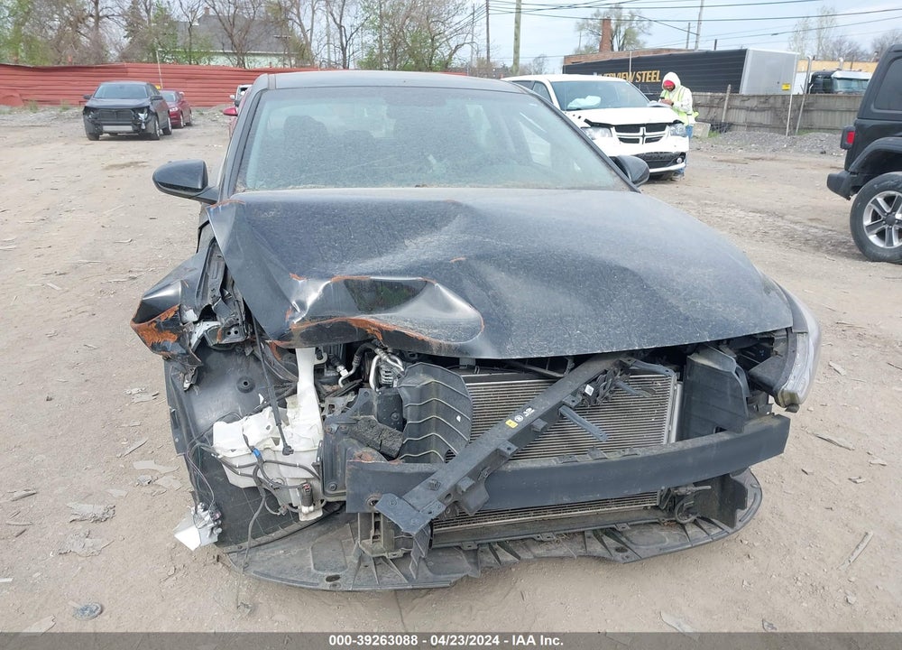 2019 HYUNDAI ELANTRA GT VIN: KMHH35LE1KU093374